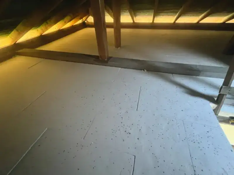 Jak skutecznie ocieplić strop na poddaszu nieużytkowym? Sprawdzone metody i materiały