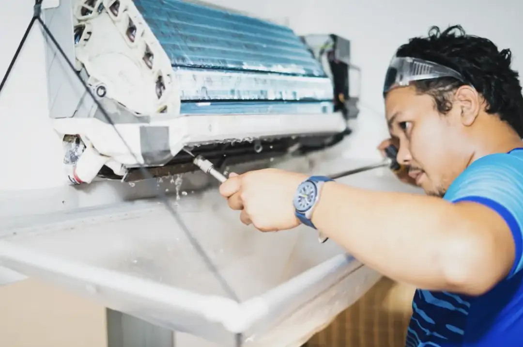 Serwis klimatyzacji jak często wykonywać i co powinien obejmować