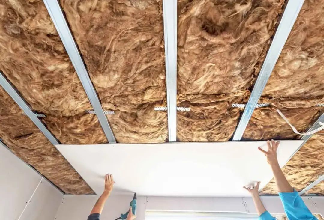 Kalkulator kosztów sufitu podwieszanego - oblicz cenę online