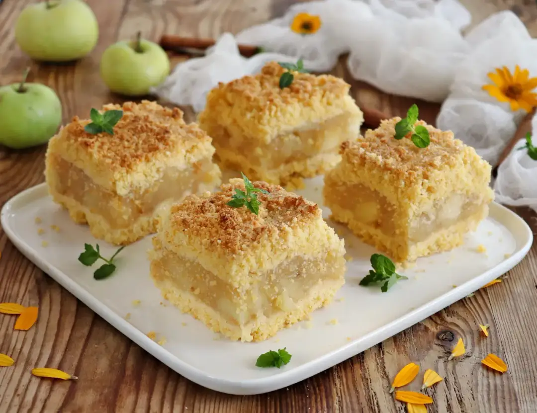 Bezglutenowa szarlotka z bezą! Raj dla miłośników jabłek bez wyrzutów