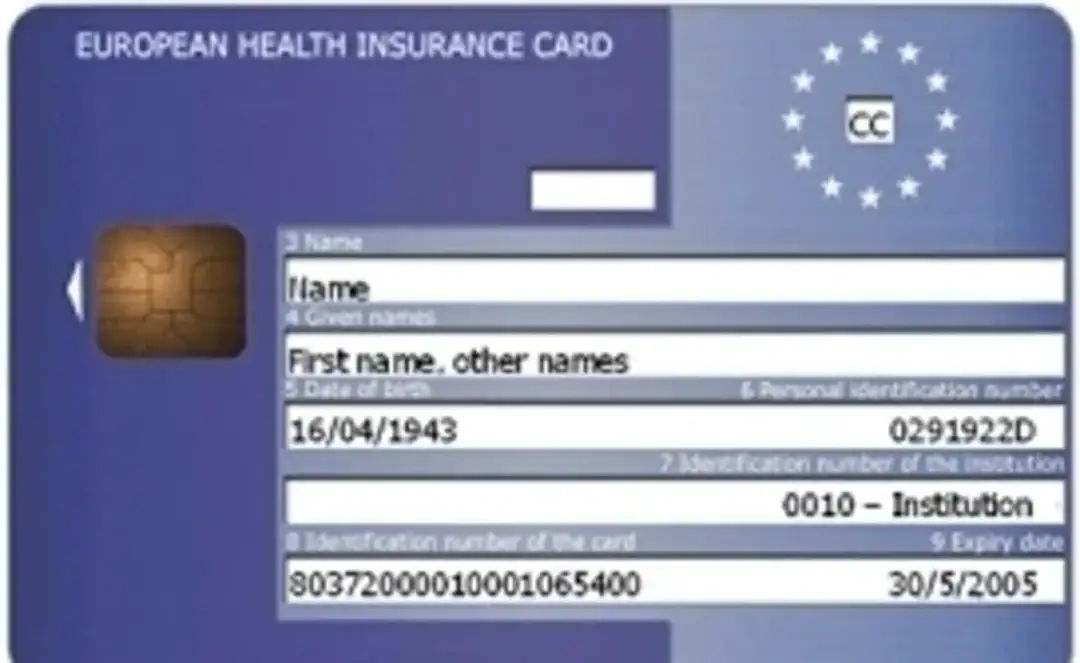 Ubezpieczenie w NFZ podczas pracy za granicą: Kompletny poradnik 2025