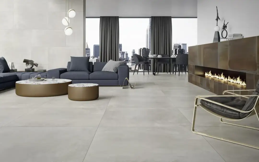 Matowe czy błyszczące płytki do salonu? Porównaj zalety i wady