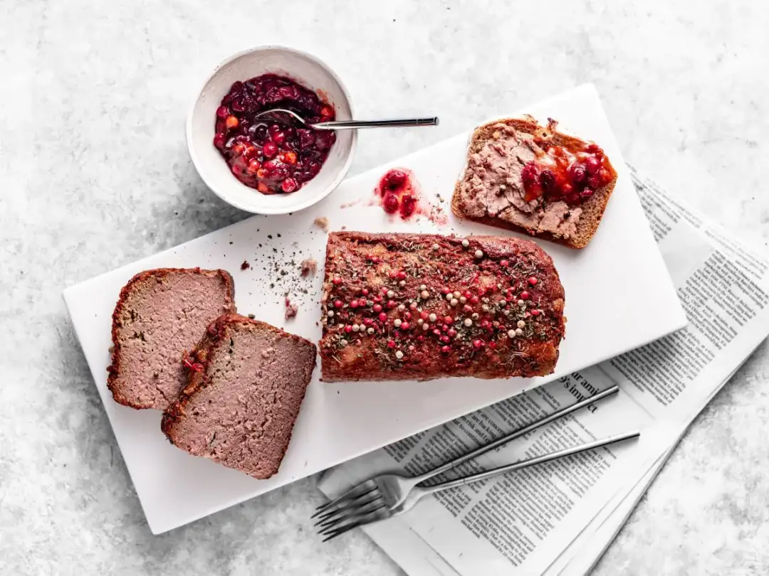 Jak przygotować pasztet z gęsi i wieprzowiny, który zachwyci smakoszy