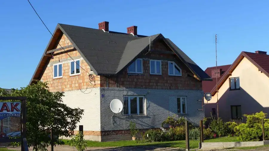 Ile kosztuje przebudowa starego domu? Poznaj realne ceny i koszty