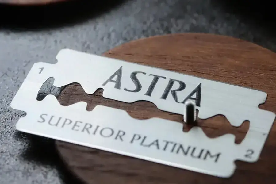 Jakie żyletki do golenia wybrać dla idealnie gładkiej skóry - kompletny poradnik