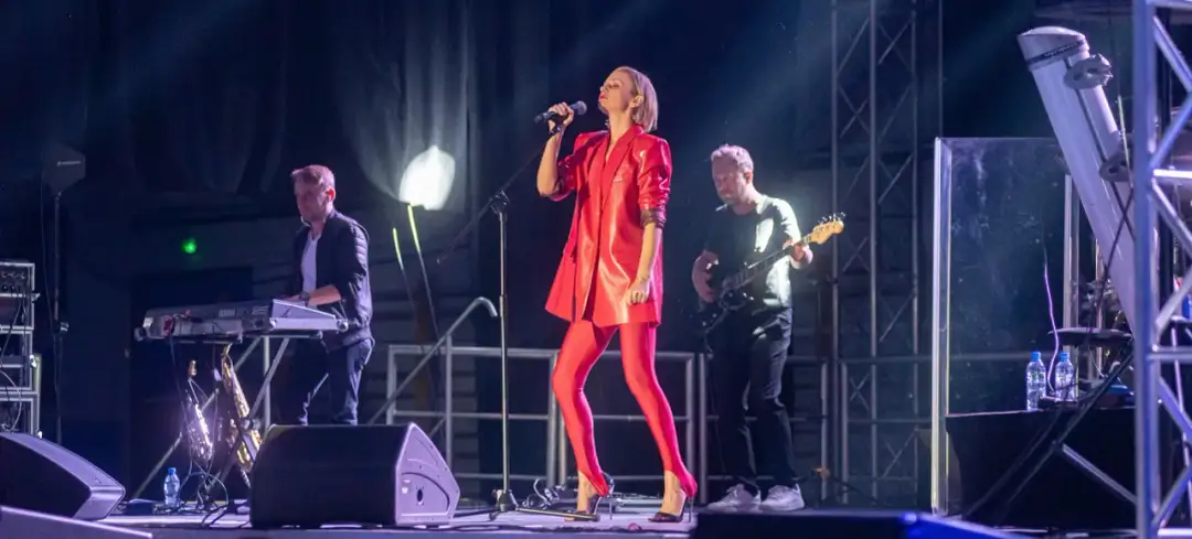 Kto śpiewa piosenkę Maj? Odkryj emocje w utworze Varius Manx