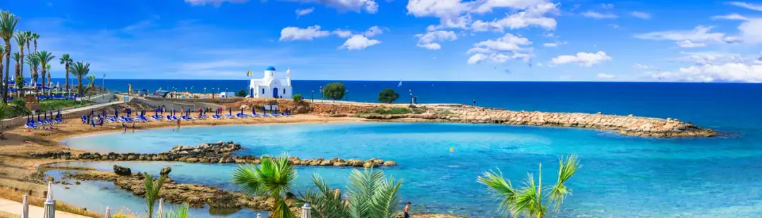 Wycieczki z Polski na Cypr: kompleksowy poradnik przed urlopem [2025]