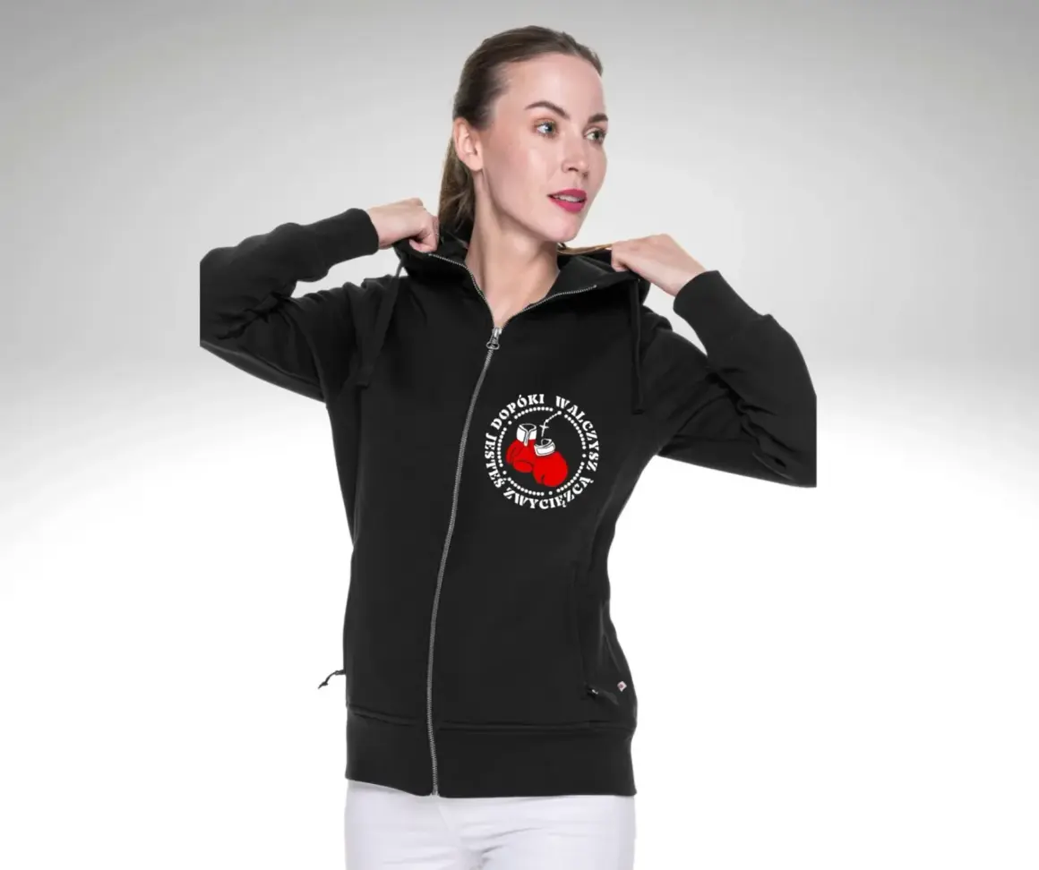Ile waży bluza z kapturem? Zaskakujące różnice w wadze!