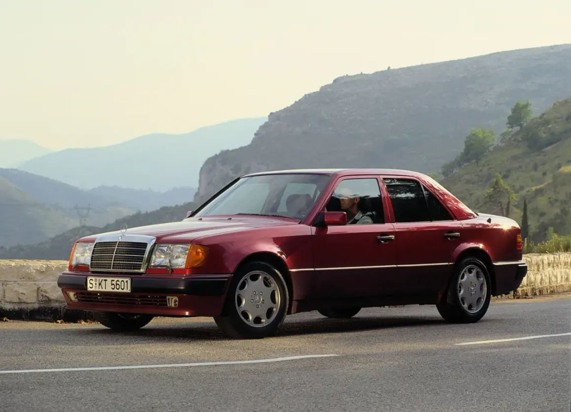 Mercedes W124: Jaki silnik benzynowy? Wybierz najlepszy dla siebie!
