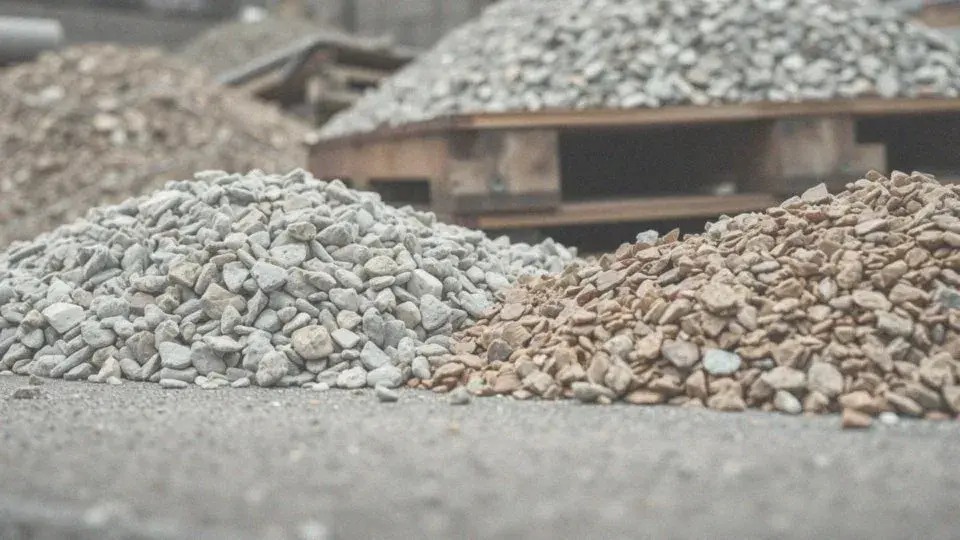 Tona kruszywa ile to m3? Przelicznik i sekrety eksperta!
