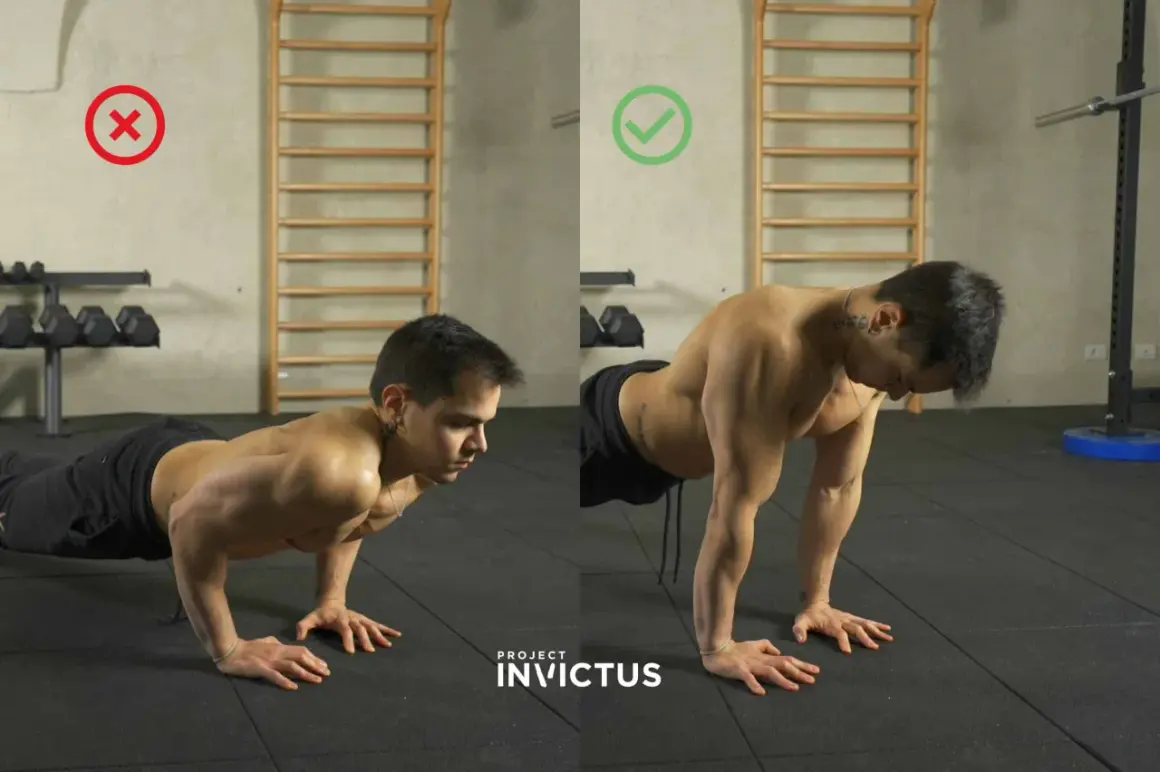 Esercizio push up braccia: a sinistra la posizione errata, a destra quella corretta per un allenamento efficace.