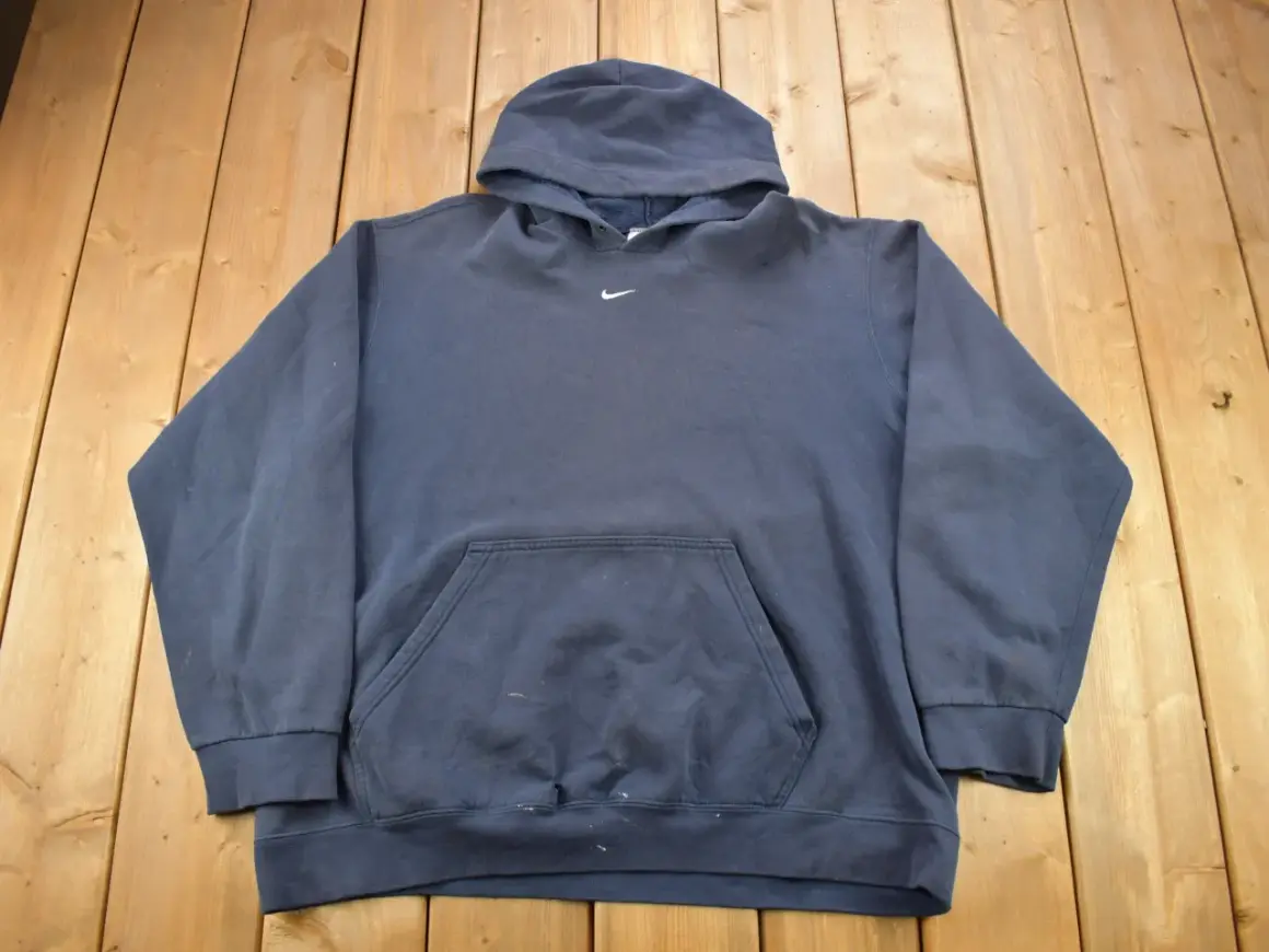 Gdzie kupić bluzy Nike vintage – najlepsze miejsca i porady zakupowe