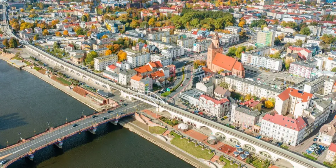 Gdzie leży Gorzów Wielkopolski? Odkryj jego sekrety i atrakcje!
