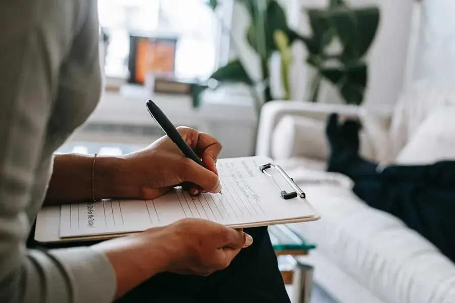 Praca dla psychologa po studiach: Jak znaleźć wymarzone zatrudnienie?