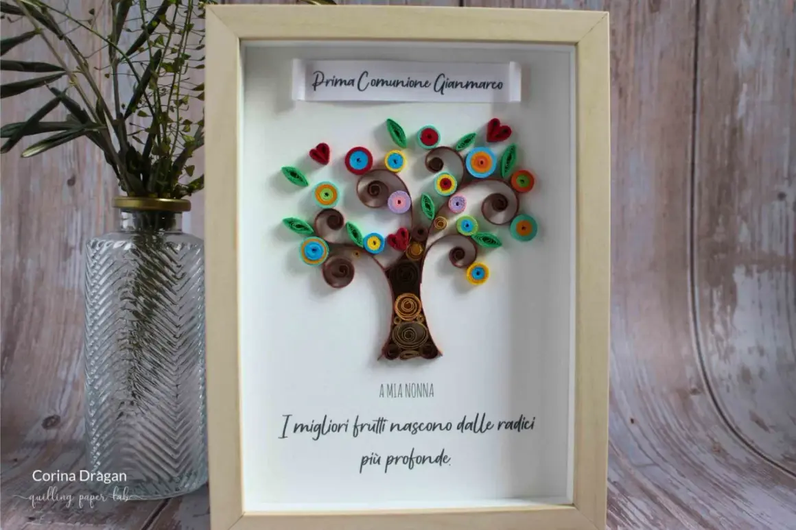 Albero di quilling colorato, un'idea di riciclo creativo per la Prima Comunione di Gianmarco, con una dedica alla nonna.