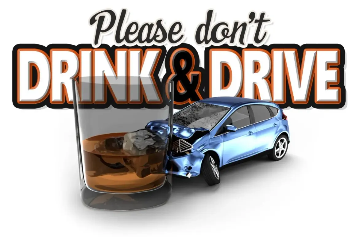 Szklanka z alkoholem i rozbity samochód pod napisem "Please don't DRINK & DRIVE". Przypomnienie o zagrożeniach związanych z prowadzeniem po alkoholu, jak w aplikacji do uzaleznien.