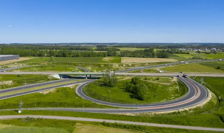 Kto buduje autostrady w Polsce? Poznaj największe firmy budowlane