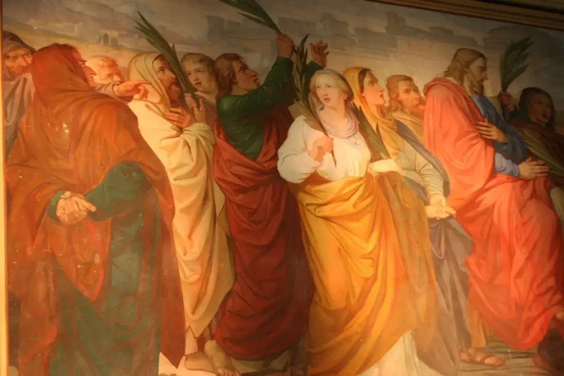 Gemälde zeigt eine Menschenmenge mit Palmzweigen, die den Einzug Jesu in Jerusalem am Palmsonntag darstellen.