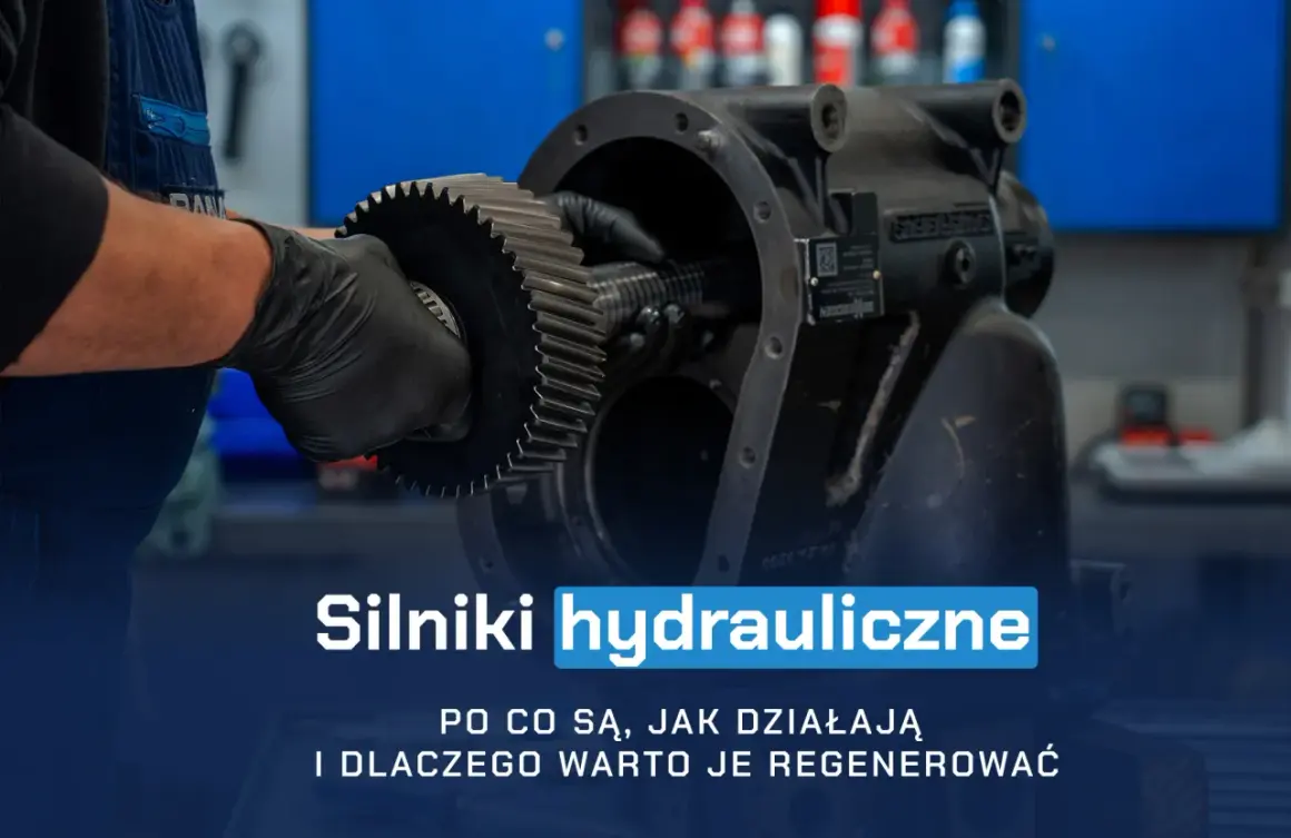 Mechanik w rękawiczkach montuje zębatkę w obudowie, ilustrując zasadę działania silnika hydraulicznego.