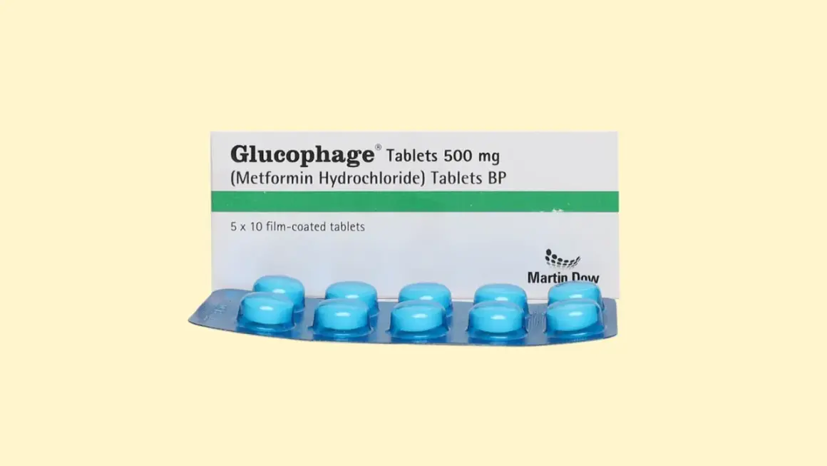 Opakowanie Glucophage 500 mg. Ciekawe, glucophage 500 ile schudłyście? Niebieskie tabletki w blistrze.