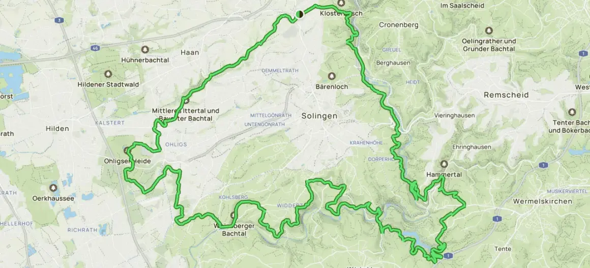 Die Karte zeigt den Verlauf des klingenpfad Solingen, eine grüne Route, die durch Wälder und Täler bei Solingen führt.