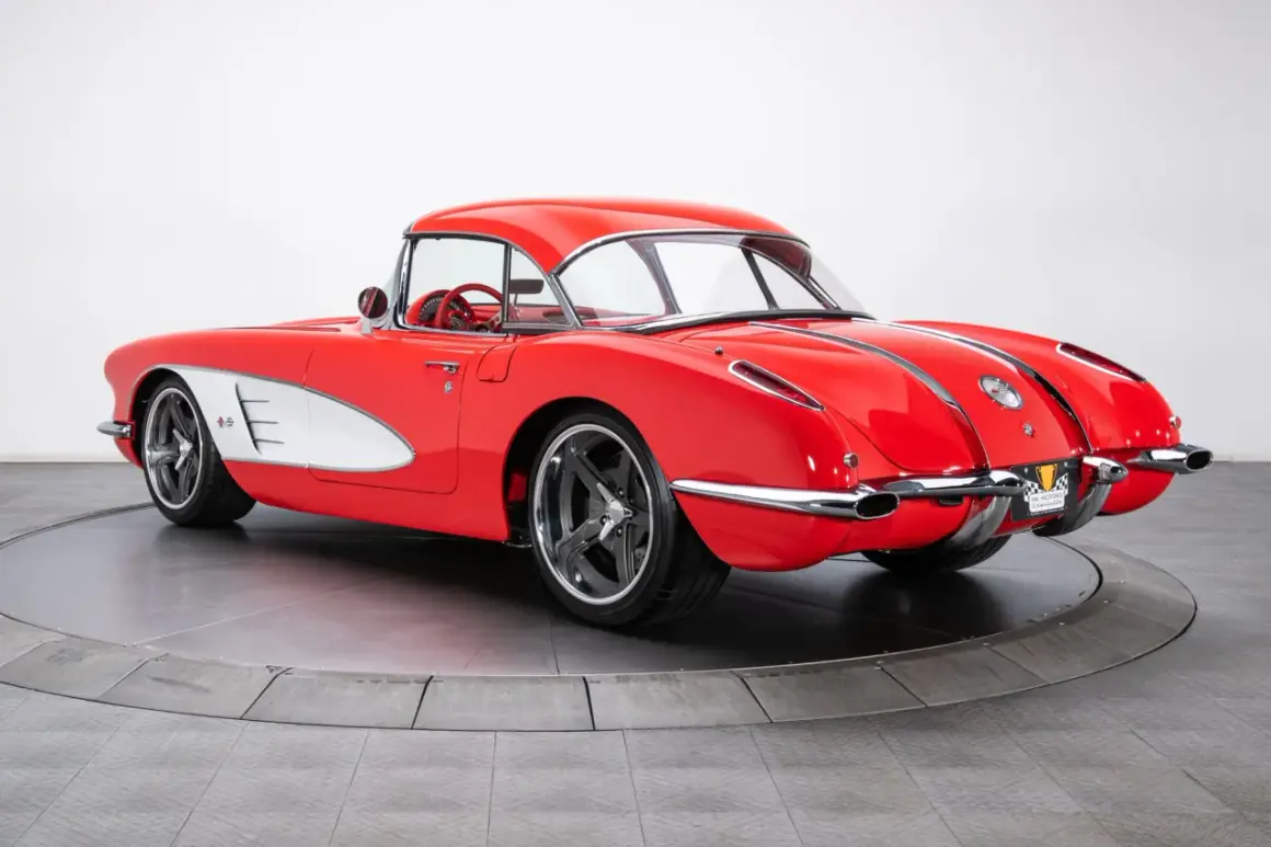 Chevrolet Corvette C1: Klasyczny model, który zmienił historię motoryzacji