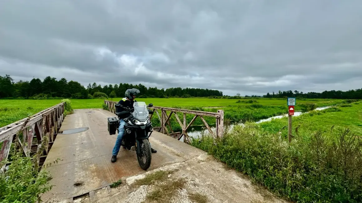 Najlepsze trasy motocyklowe na Mazowszu: planuj bezpieczną i niezapomnianą podróż