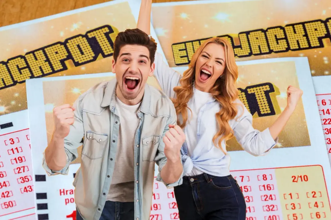 Szczęśliwa para świętuje wygraną w Eurojackpot. Zastanawiasz się, ile czasu na odebranie wygranej w Eurojackpot?