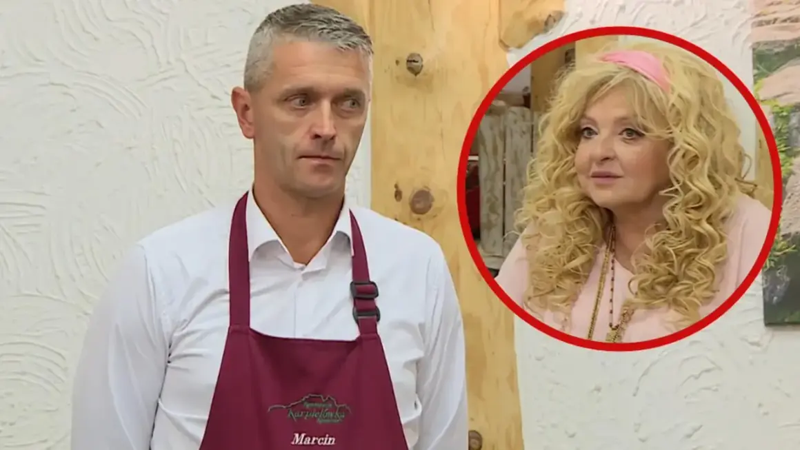 Marcin w fartuchu z napisem "Karpielówka" obok Magdy Gessler.