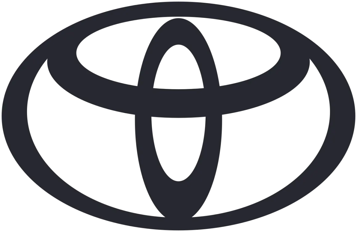 Logo Toyoty, symbolizujące japońskie korzenie i globalną obecność marki.
