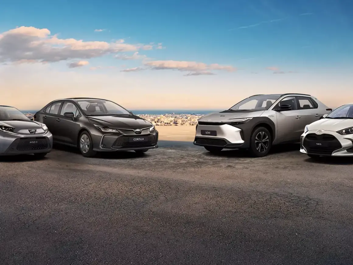 Cztery Toyoty: Aygo X, Corolla, bZ4X i Yaris. Szukasz najtańszego auta na świecie? Sprawdź ofertę!
