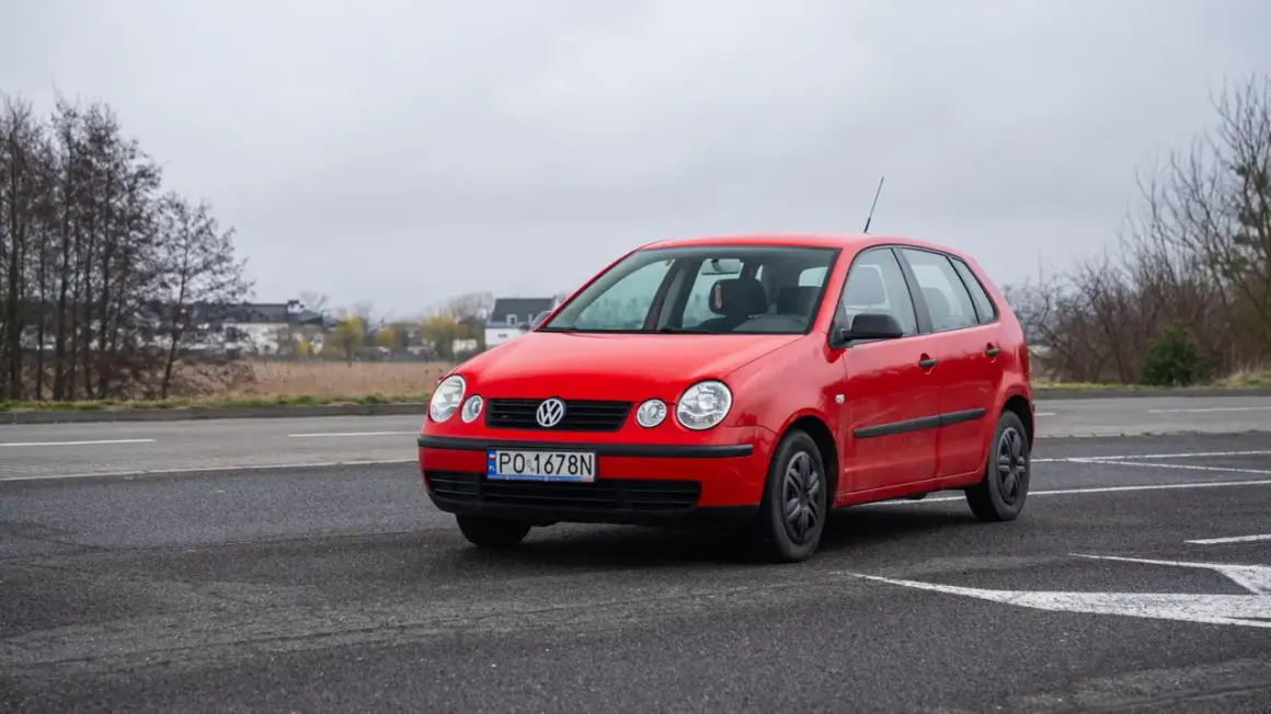 Centralny zamek w VW Polo? Montaż DIY krok po kroku!