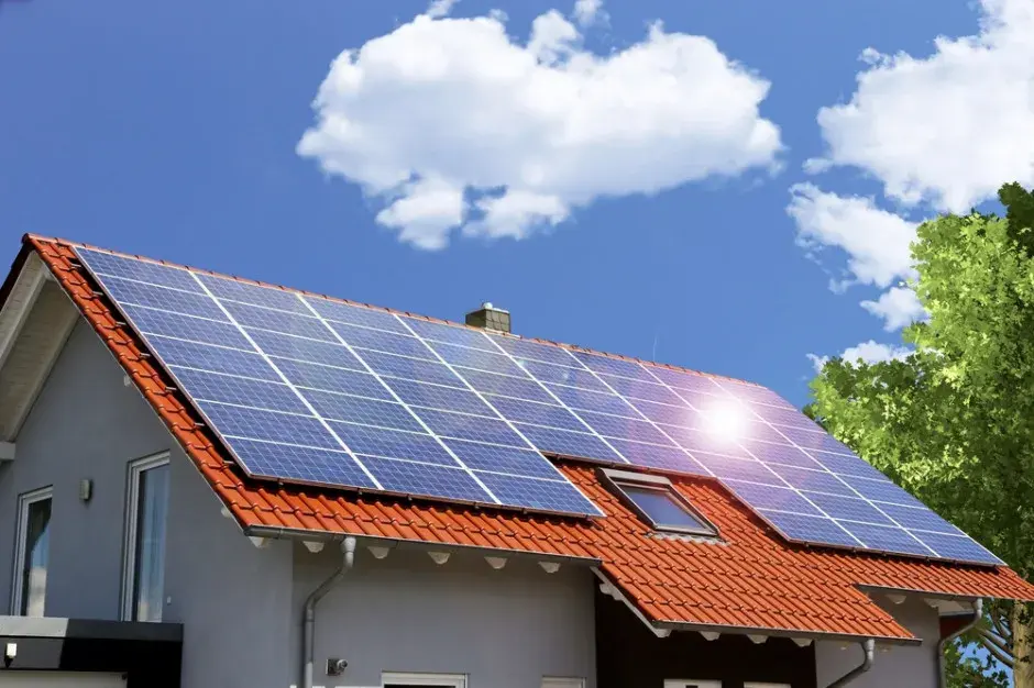 Ile prądu wyprodukuje elektrownia fotowoltaiczna 7 kW dziennie? Sprawdź!