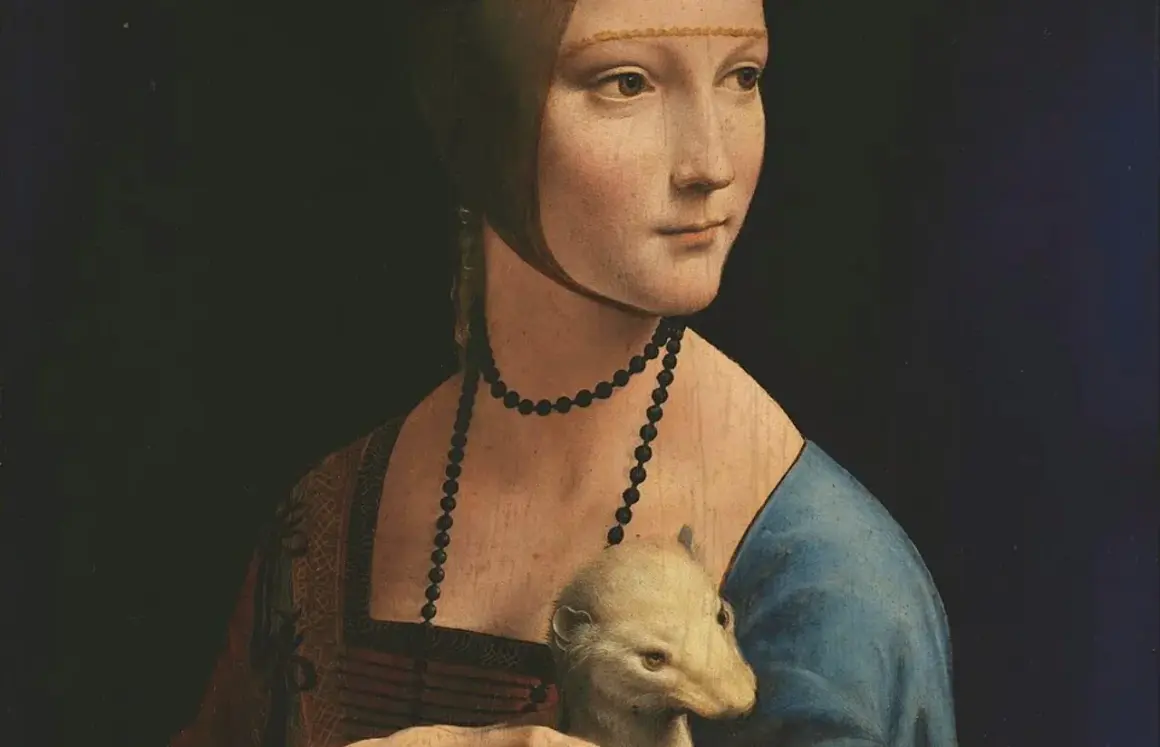 Dama z łasiczką, arcydzieło Leonarda da Vinci, przedstawia młodą kobietę z białym zwierzątkiem.