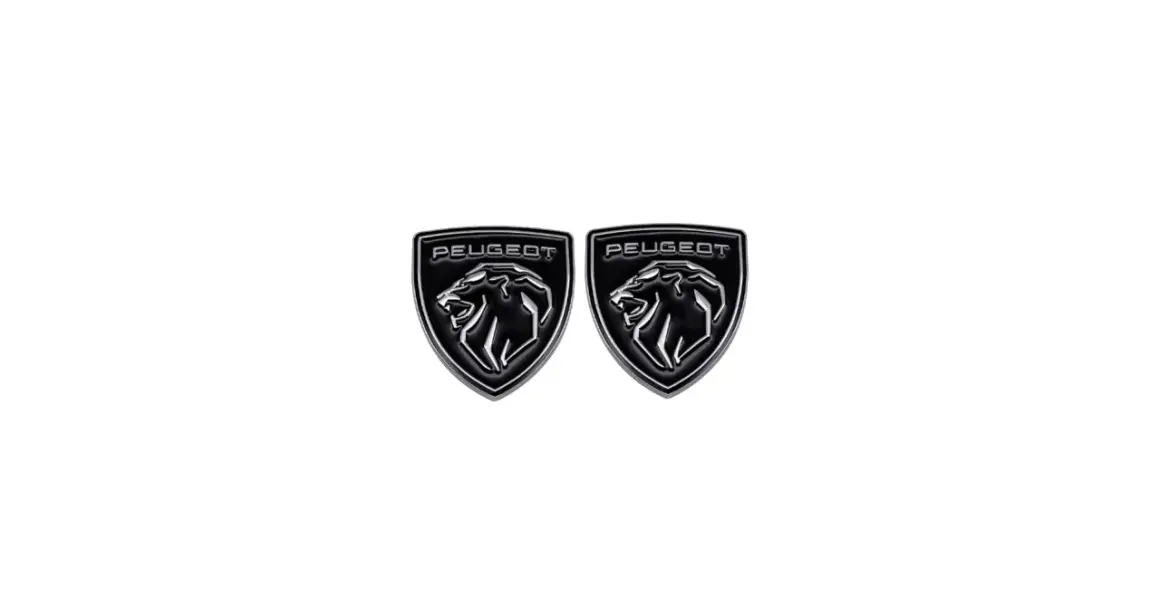 Dwa emblematy Peugeot z lwem, idealne jako klej do emblematów samochodowych.