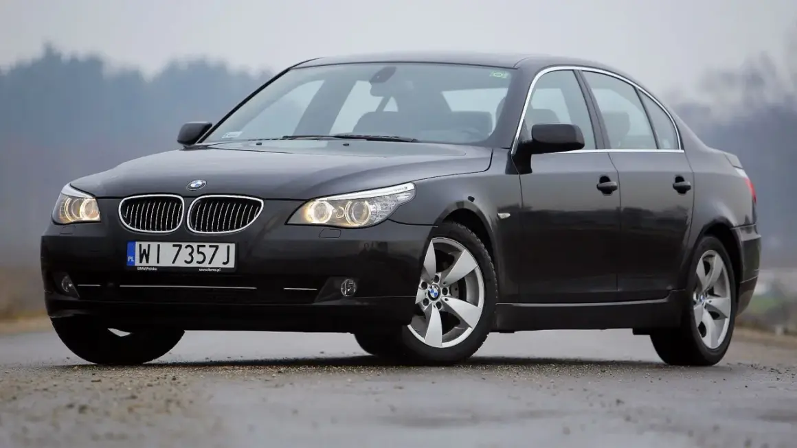 BMW E60: dane techniczne, usterki i który silnik wybrać? Ekspert radzi!