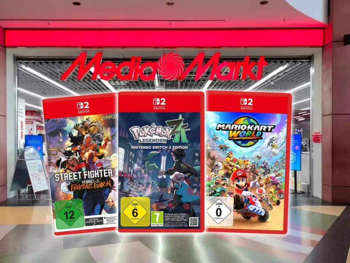 Drei Nintendo Switch 2 Spiele: Street Fighter, Pokémon Legenden und Mario Kart World, präsentiert vor einem MediaMarkt.