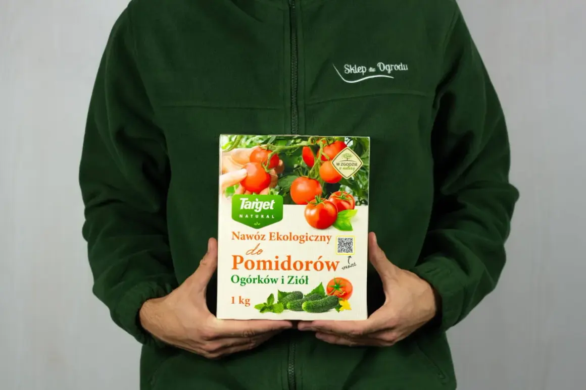 Opakowanie nawozu ekologicznego do pomidorów i ogórków. Zapewnij swoim roślinom wszystko, czego potrzebują do zdrowego wzrostu.