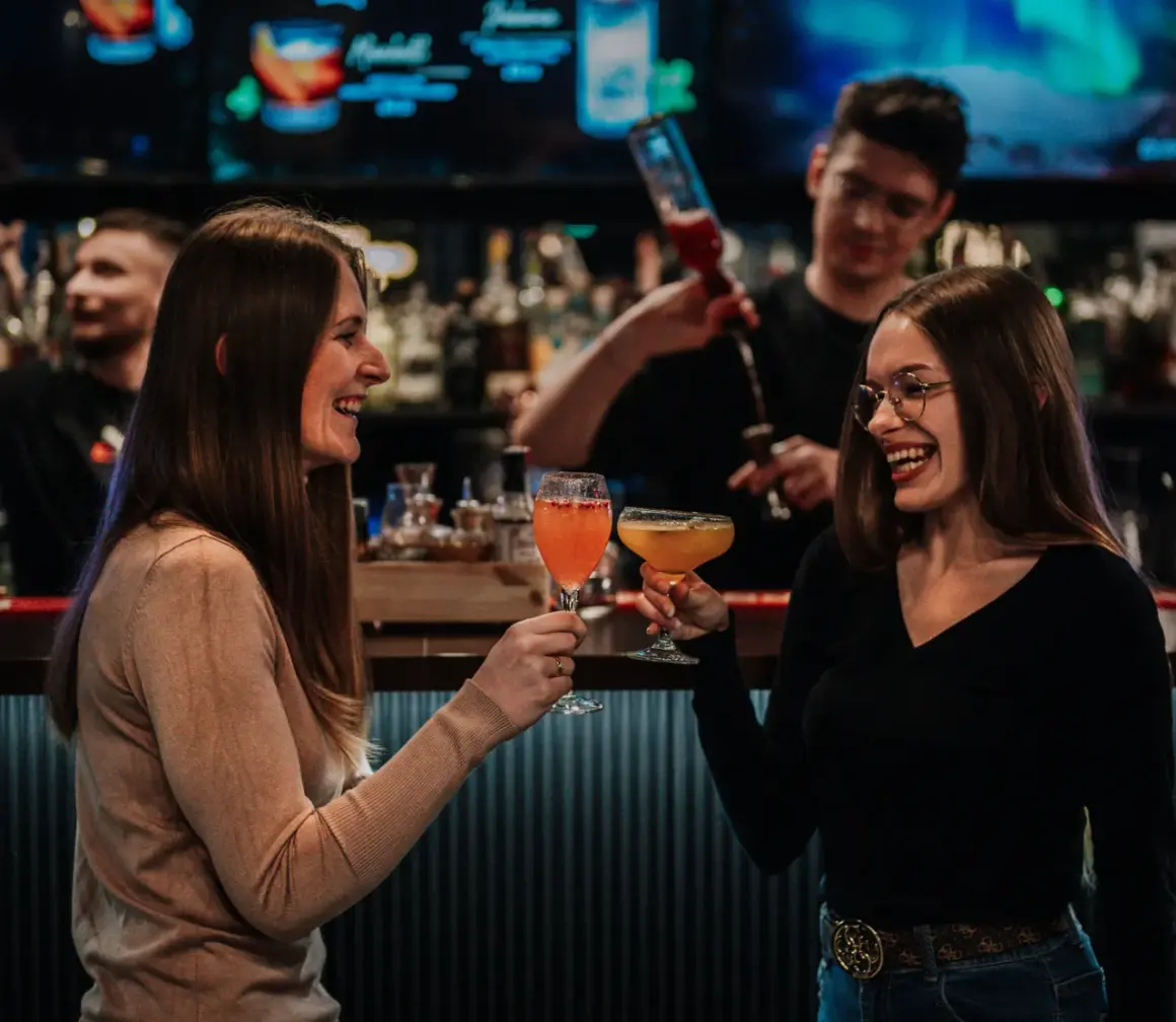 Drink Hala Złotów - aktualne godziny otwarcia i oferta sklepu alkoholowego