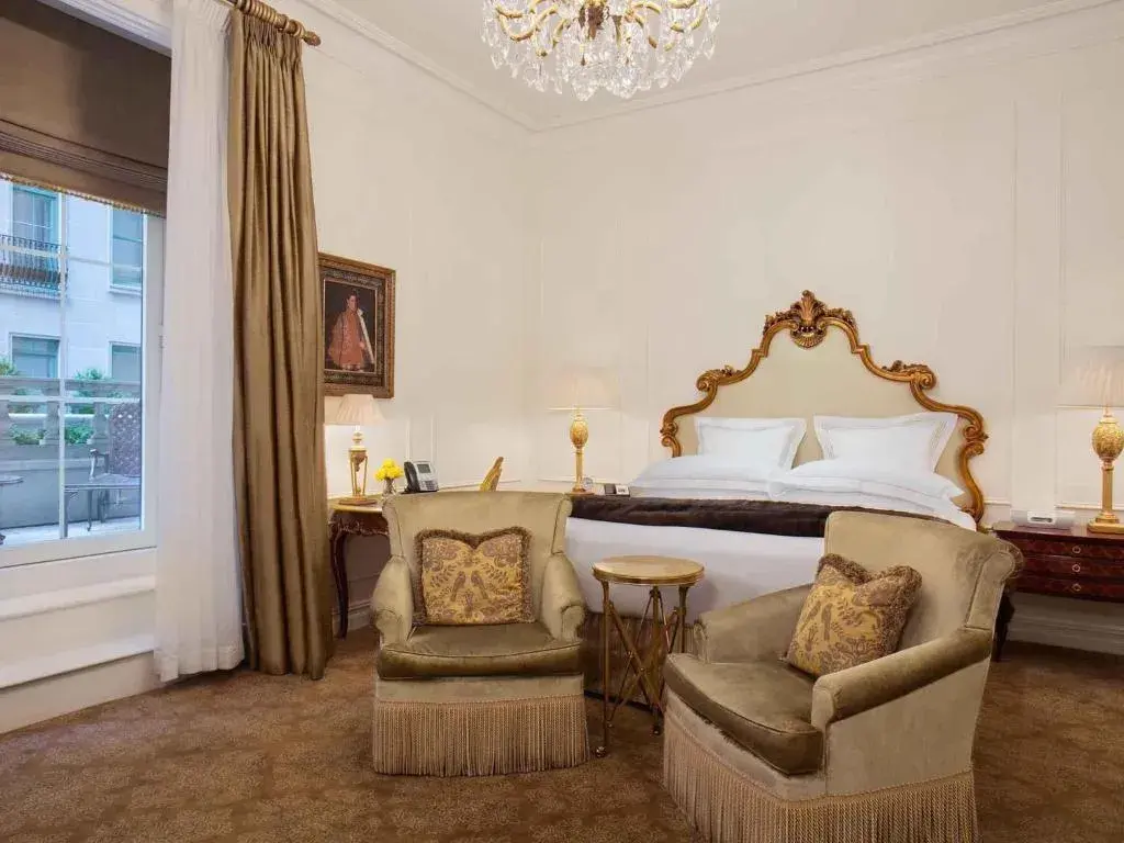 Ile kosztuje noc w hotelu Plaza? Ceny pokoi i sezonowe zmiany