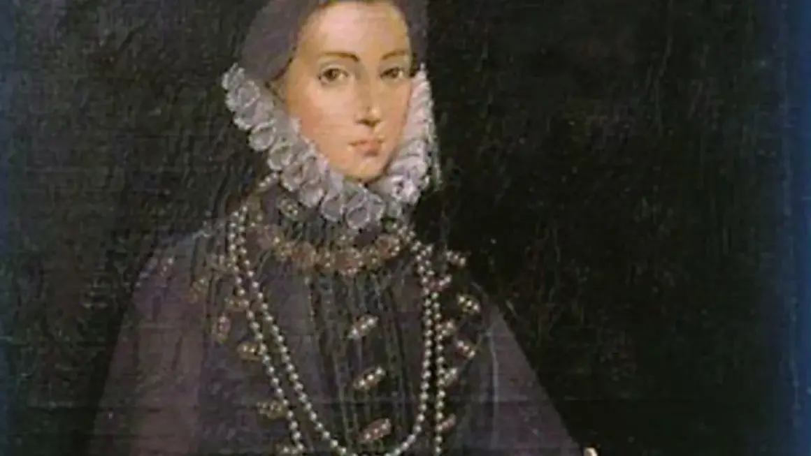 Retrato de Beatriz de Castro, luciendo un collar de perlas y un cuello de encaje.