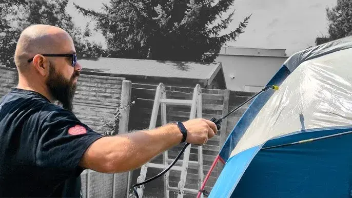 Jak prać namiot bez ryzyka uszkodzenia - sprawdzone metody i porady