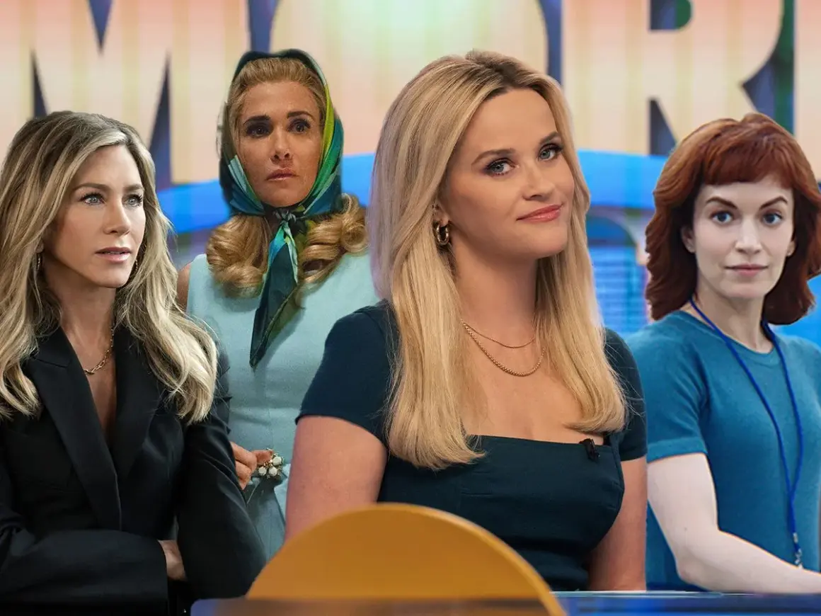 Vier Frauen, darunter Jennifer Aniston und Reese Witherspoon, posieren für eine Apple TV-Serie.