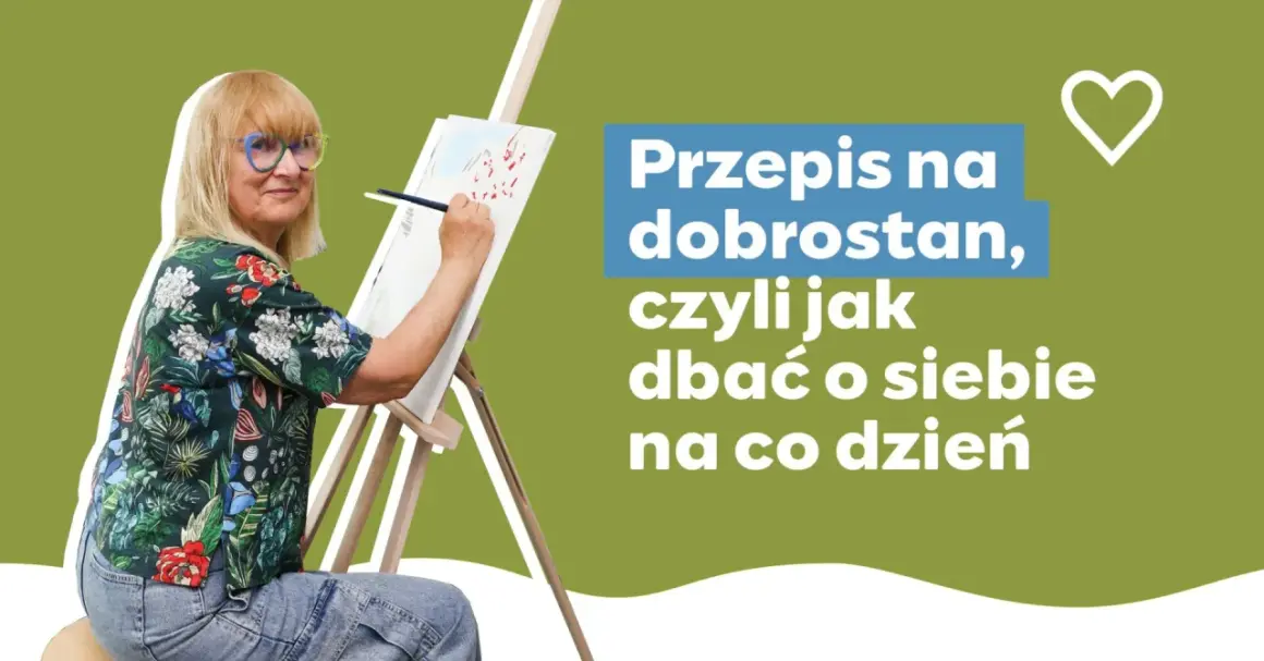 Kobieta maluje, szukając odpowiedzi na pytanie: co zrobić żeby być szczęśliwym? Dbanie o siebie to klucz do dobrostanu.