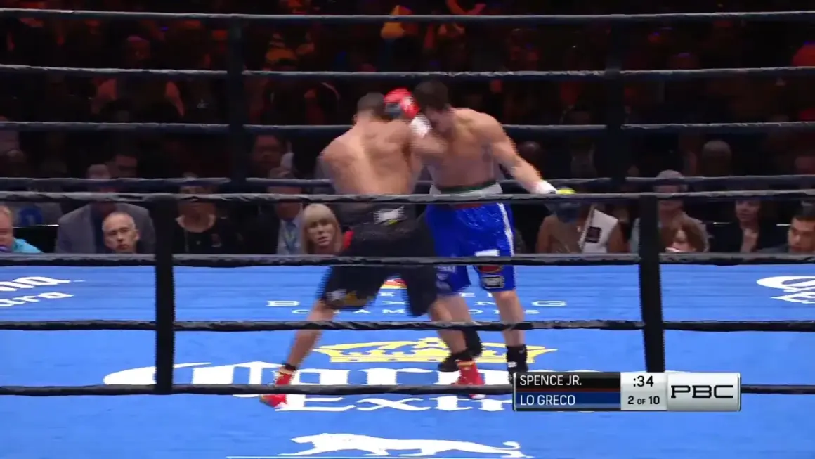 Errol Spence Jr. lands a punch in the ring. He's a southpaw, so is Errol Spence left handed.