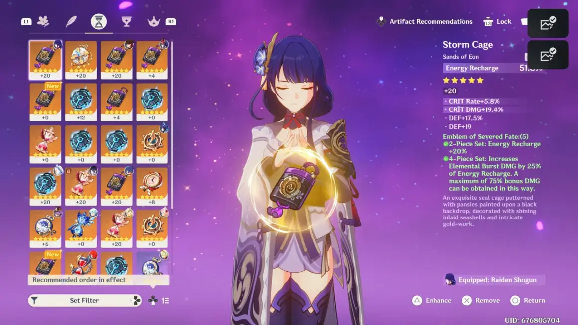 Raiden Shogun w grze Genshin Impact, wyposażona w artefakty "Storm Cage" z zestawu "Emblem of Severed Fate", zwiększające jej obrażenia od ataku specjalnego.