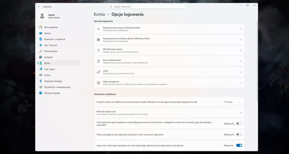 Opcje logowania Windows Hello: PIN, klucz, hasło. Ustawienia dodatkowe dotyczące blokady i logowania.