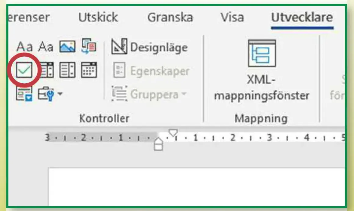 En bock i en cirkel, en del av en checklista i Word, under fliken "Utvecklare".