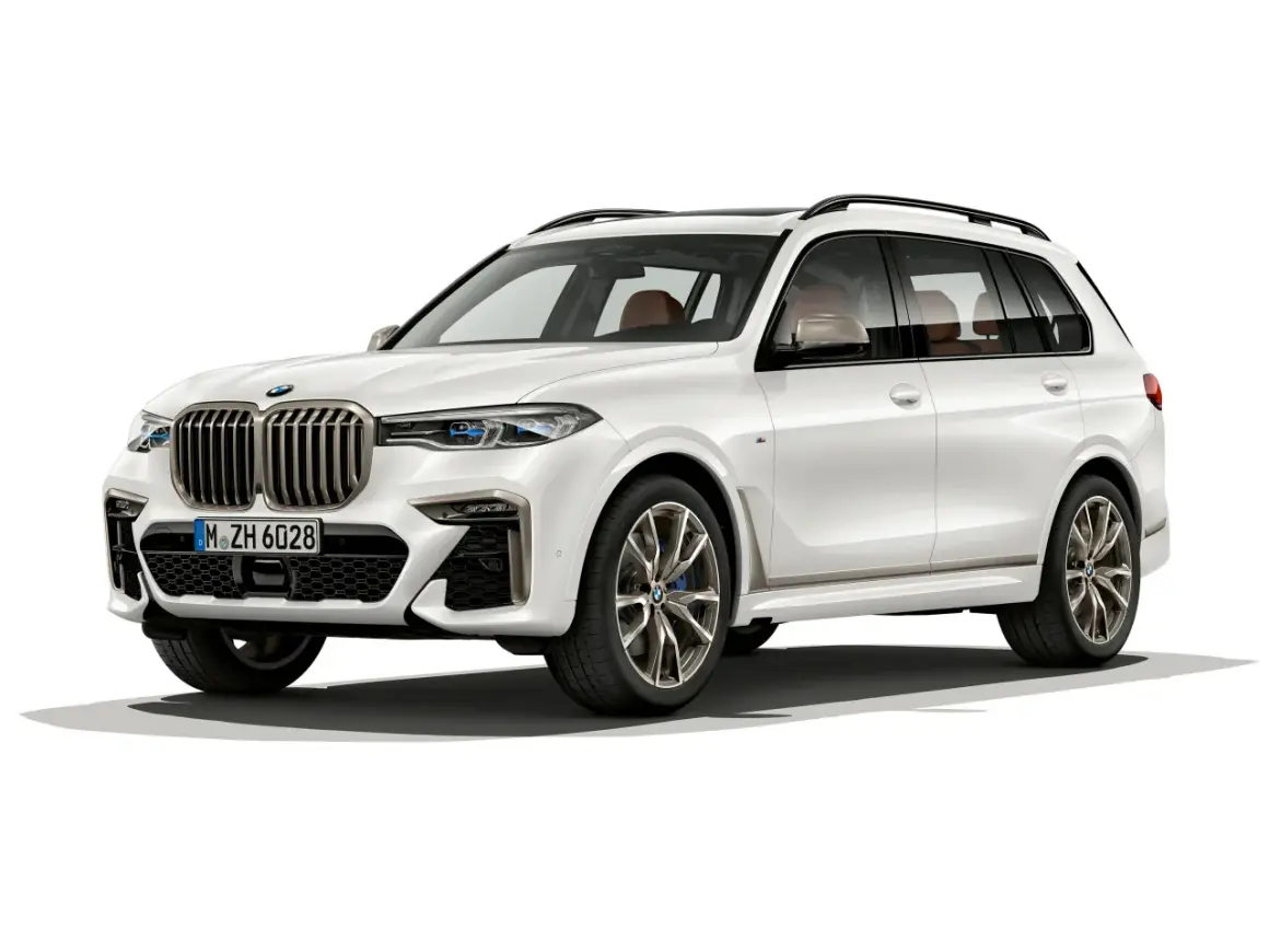 Białe BMW X8 z brązową tapicerką, eleganckie i luksusowe. Sprawdź aktualną bmw x8 cena.