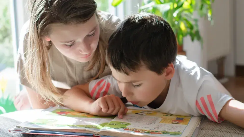 Głęboka dysleksja: Rozpoznaj objawy i skutecznie wspieraj dziecko